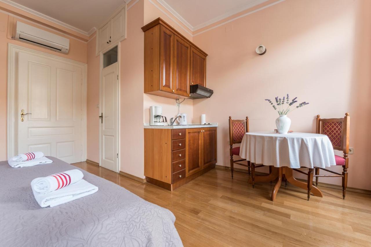 Apartments Villa Devana Οπατία Εξωτερικό φωτογραφία